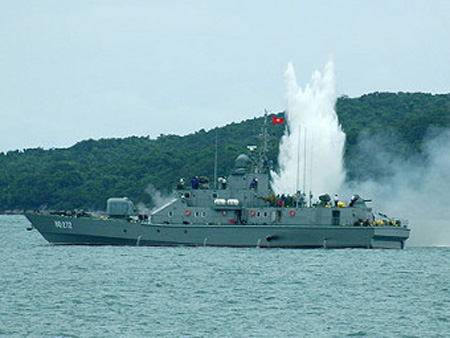 Tàu HQ-272 của Hải quân Việt Nam.