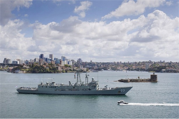 Hình ảnh đẹp tàu chiến HMAS Sydney của Australia sắp thăm Việt Nam