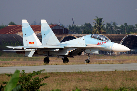 Chuyên gia Hoa kiều so sánh ưu thế SU - 30MK2 của VN với TQ