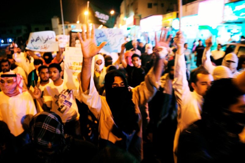 Saudi Arabia sắp chặt đầu 14 người chống chính phủ - ảnh 1