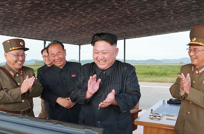 Triều Tiên tốn 400 triệu USD cho tên lửa trong năm 2017 - ảnh 1