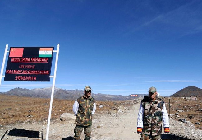 Trung Quốc và Ấn Độ căng thẳng nhưng khó nổ ra chiến tranh biên giới