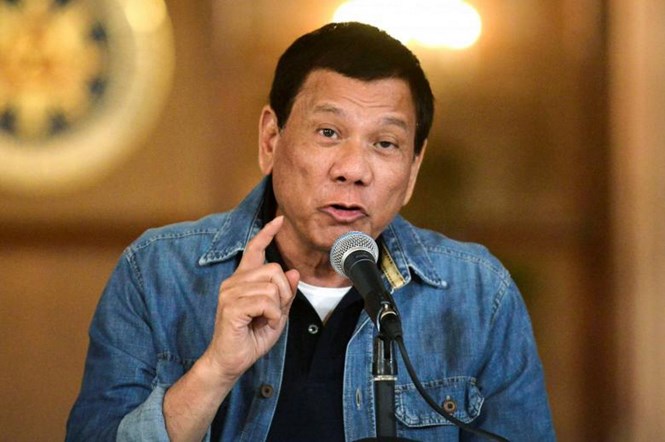 Tin tức tình hình Biển Đông 21-03-2017:  Ông Duterte - Tổng thống Philippines: Không thể ngăn chặn Trung Quốc xây đảo vì Trung Quốc quá mạnh