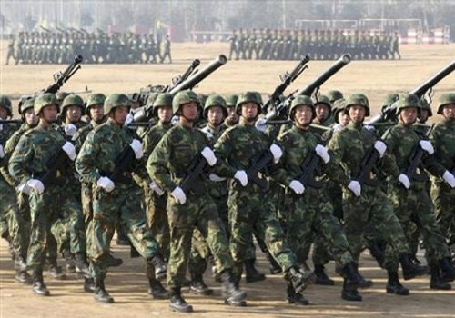 Trung Quốc hiện đang đứng thứ 2 thế giới về sức mạnh quân sự dựa trên số lượng vũ khí và binh lính nhiều...