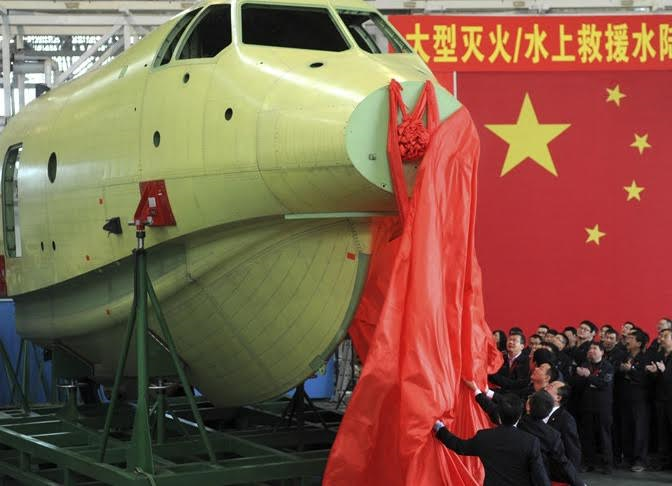 Trung Quốc chế tạo thành công máy bay lội nước lớn nhất thế giới