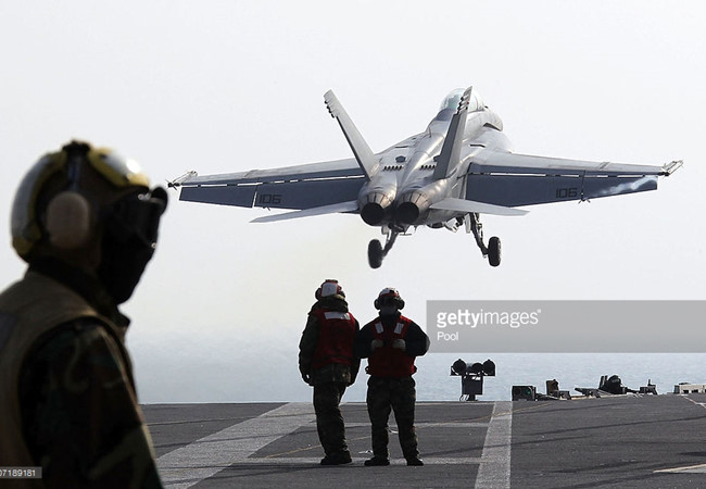 Báo Mỹ: Phong tỏa đảo nhân tạo phi pháp Trung Quốc ở Biển Đông là đúng luật