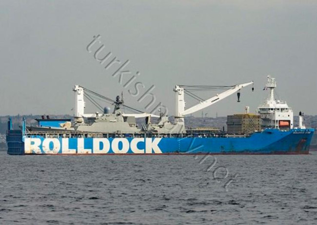 tau van tai hang nang rolldock star ha lan dang cho tau ho ve lop gepard 3.9 thu ba ve viet nam. anh: turkishnavy.net