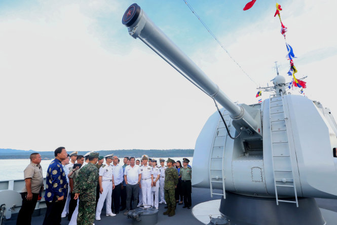 Tàu Hải quân Trung Quốc đến Cảng quốc tế TP.HCM