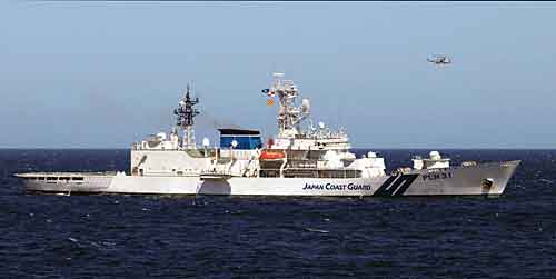 Cảnh sát biển Nhật tăng cường sức mạnh đối phó với TQ