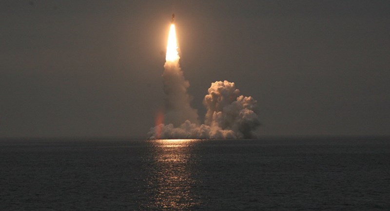 Nga vừa thử thành công tên lửa đạn đạo xuyên lục địa từ tàu ngầm. Ảnh: SPUTNIK NEWS
