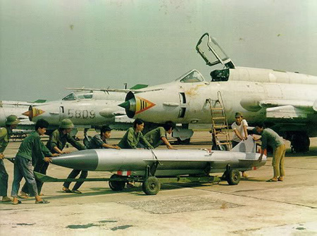 Tiêm kích - bom Su-22 của Không quân Nhân dân Việt Nam