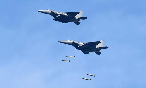 Tin tức tình hình Biển Đông trưa 23-10-2017: Guam chuẩn bị hơn 800 ngàn quả bom để đối phó Triều Tiên